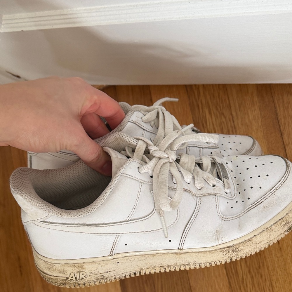 White Leather Nike Air Force 1 Sneakers